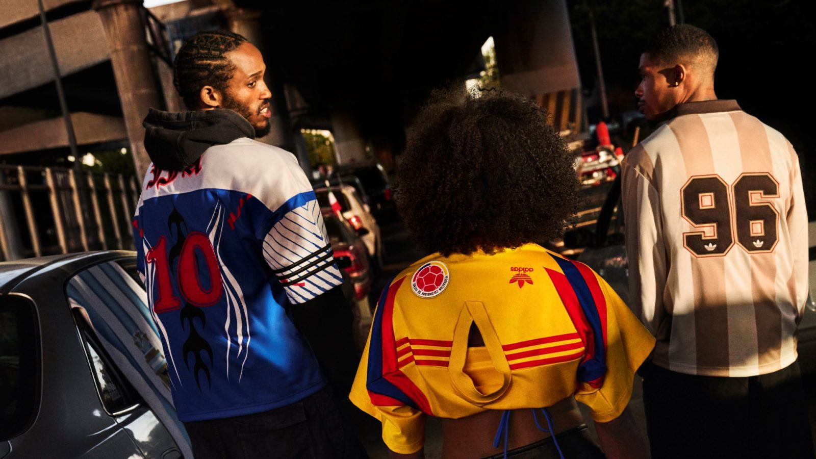 adidas bao gồm những dòng sản phẩm nào?