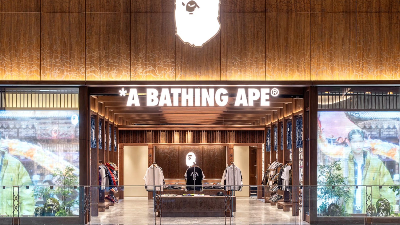 BAPE giành giải thưởng về thiết kế cửa hàng flagship của mình