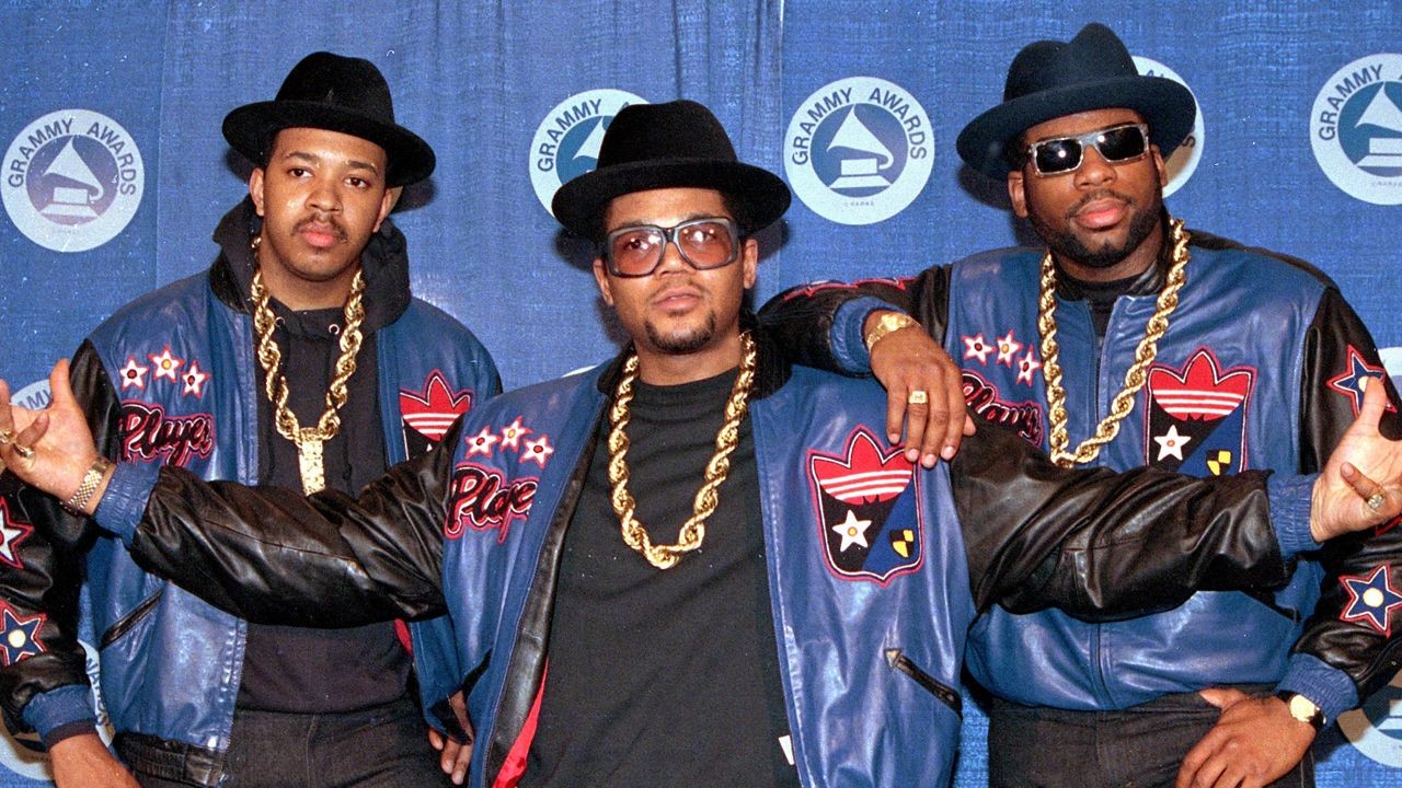 Có thể bạn chưa biết, Run DMC là nhóm nhạc Hip Hop đầu tiên đạt bạch kim