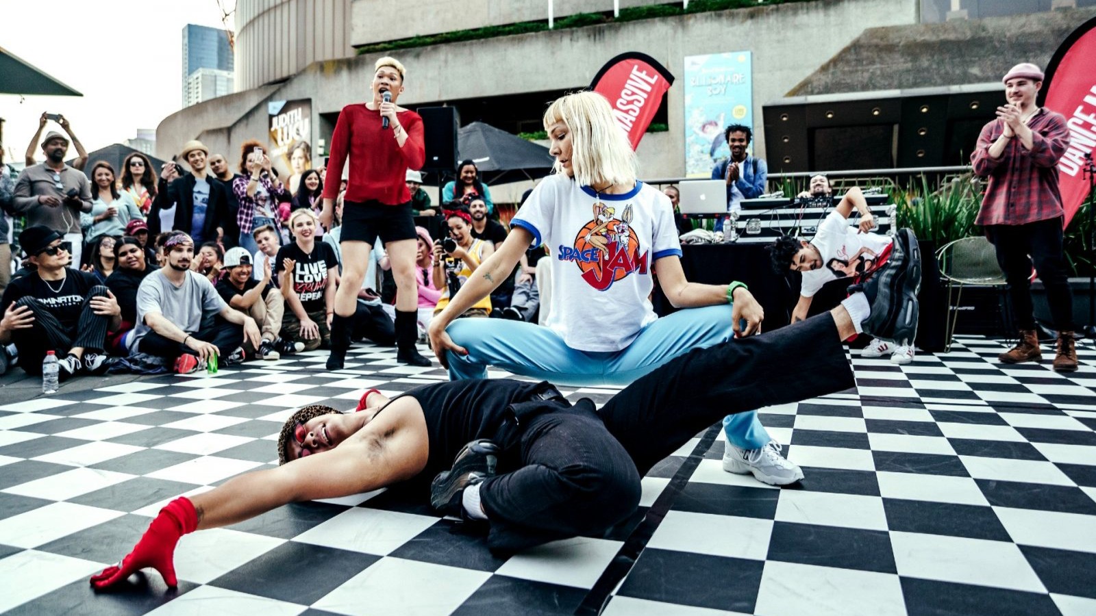 Đi Battle nên mặc gì? Bí quyết chọn trang phục thi đấu cho Dancer mới