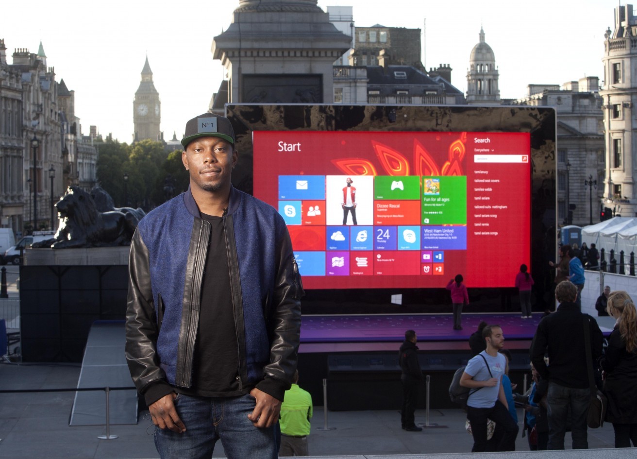 Quảng cáo Surface Pro sử dụng nguyên liệu Hip Hop - Đây có lẽ là một trong những màn dàn dựng phức tạp nhất trong các chiến dịch ra mắt máy tính