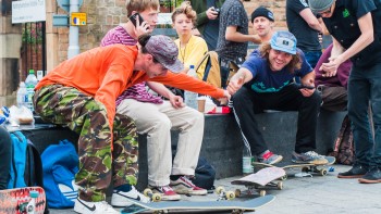 9 Trick Skateboard dễ nhất cho người mới!