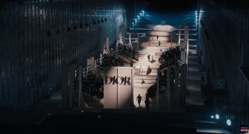 Cùng nhìn lại cách mà Dior đã mang trượt ván lên sàn diễn
