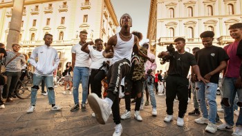 Hip Hop vòng quanh thế giới - những bức ảnh ấn tượng