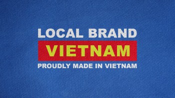 Local Brand trong thời trang đường phố Việt – Đừng để tự tôn dân tộc và tình yêu bị thoái trào