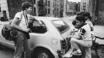 MARTHA COOPER - NỮ NHIẾP ẢNH GIA ĐƯA GRAFFITI RA TOÀN THẾ GIỚI