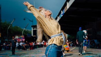 Ngoài sự công nhận và giải thưởng, bạn nhảy vì lý do gì?