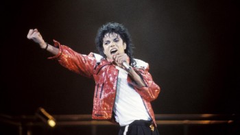 Thêm một bằng chứng, chứng tỏ rằng Popping trở nên phổ biến có phần đóng góp rất quan trọng của Michael Jackson